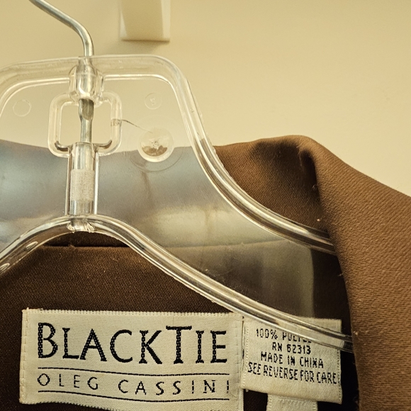 Black Tie Jacket Brown with Black Buttons - Picture 2 of 4